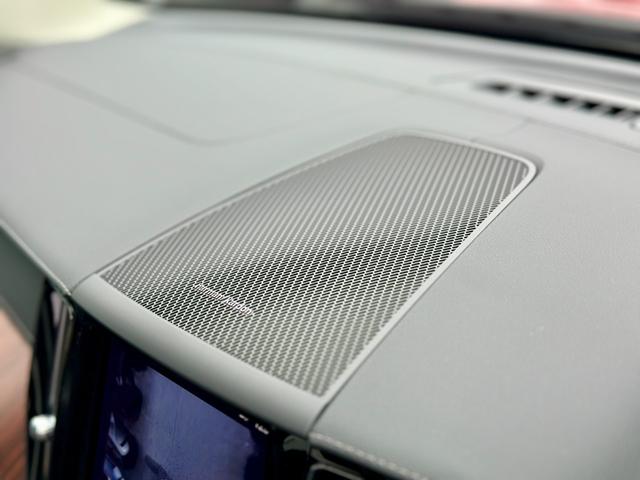 ＸＣ６０ リチャージアルティメトＴ６ＡＷＤプラグインハイブリド　サンルーフ・Ｇｏｏｇｌｅナビ・黒革・クリスタルシフト・ハーマンカードンサウンド・純正前後ドラレコ・アラウンドビューモニター・ＥＴＣ・パワーシート・パワーリアゲート・シートヒーター・メーカー保証継承（26枚目）