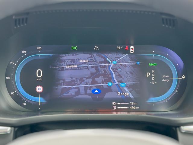 ＸＣ６０ リチャージアルティメトＴ６ＡＷＤプラグインハイブリド　サンルーフ・Ｇｏｏｇｌｅナビ・黒革・クリスタルシフト・ハーマンカードンサウンド・純正前後ドラレコ・アラウンドビューモニター・ＥＴＣ・パワーシート・パワーリアゲート・シートヒーター・メーカー保証継承（30枚目）