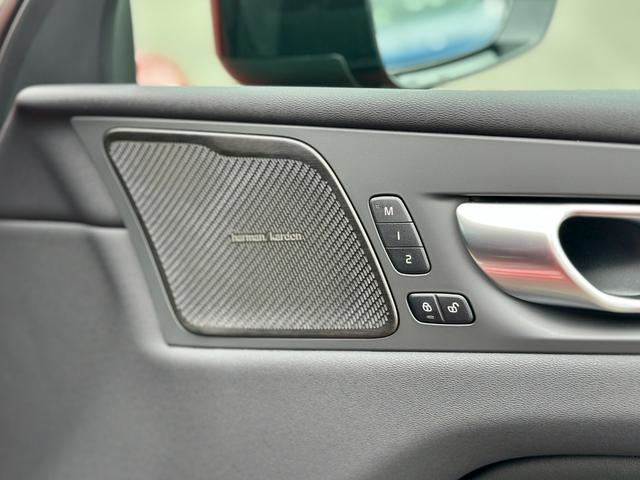 ＸＣ６０ リチャージアルティメトＴ６ＡＷＤプラグインハイブリド　サンルーフ・Ｇｏｏｇｌｅナビ・黒革・クリスタルシフト・ハーマンカードンサウンド・純正前後ドラレコ・アラウンドビューモニター・ＥＴＣ・パワーシート・パワーリアゲート・シートヒーター・メーカー保証継承（45枚目）