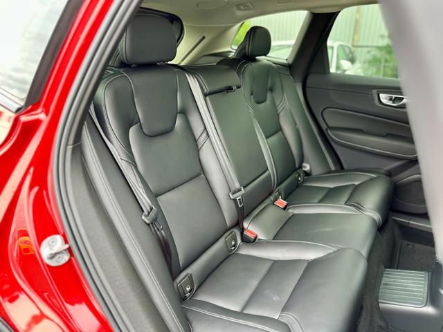 ＸＣ６０ リチャージアルティメトＴ６ＡＷＤプラグインハイブリド　サンルーフ・Ｇｏｏｇｌｅナビ・黒革・クリスタルシフト・ハーマンカードンサウンド・純正前後ドラレコ・アラウンドビューモニター・ＥＴＣ・パワーシート・パワーリアゲート・シートヒーター・メーカー保証継承（54枚目）