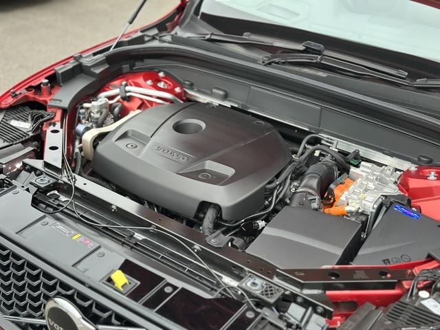 ＸＣ６０ リチャージアルティメトＴ６ＡＷＤプラグインハイブリド　サンルーフ・Ｇｏｏｇｌｅナビ・黒革・クリスタルシフト・ハーマンカードンサウンド・純正前後ドラレコ・アラウンドビューモニター・ＥＴＣ・パワーシート・パワーリアゲート・シートヒーター・メーカー保証継承（66枚目）