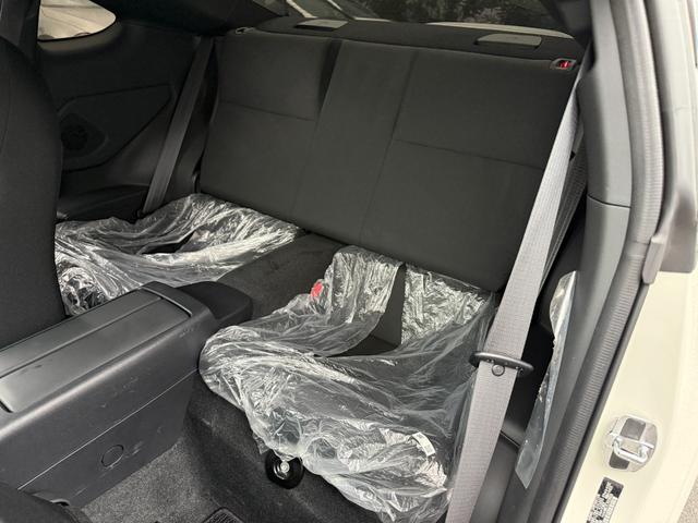 ＧＲ８６ ＲＣ　ナビ・ＴＶ・バックカメラ・ＣＤ　ＤＶＤ再生・ルーフ＆トランクスポイラー（42枚目）