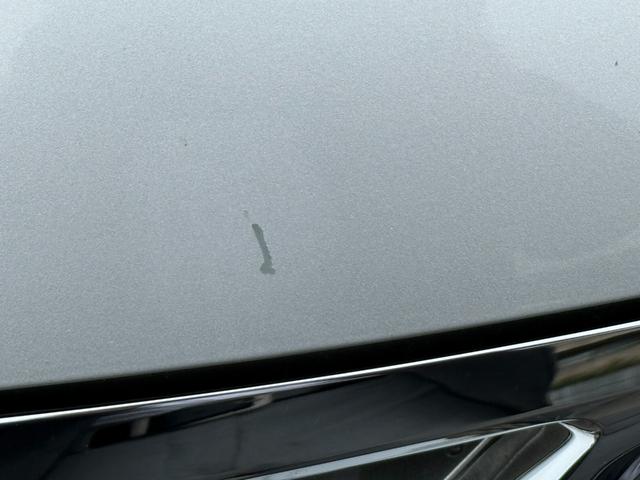 ※ボンネット ひっかき傷 (※その他車両状態は品質評価証をご確認ください。)