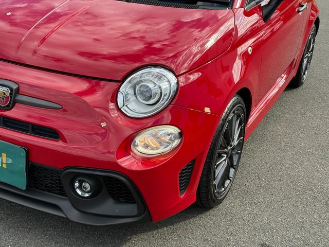 アバルト595C F595C 純正ドラレコ・beatsサウンド・ETC2.0・5MT・ディスプレイオーディオ・HIDヘッドランプ・クリアランスソナー・禁煙車・メーカー保証継承(48枚目)