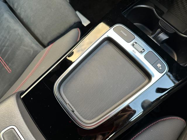 ＣＬＡクラス ＣＬＡ１８０　ＡＭＧラインパッケージ　レーダーセーフティＰＫＧ・ナビ・ＴＶ・ＥＴＣ２．０・全周囲カメラ・パワーシート・シートヒーター・フットトランクオープナー・ワイヤレスチャージャー・禁煙車・スペアキー・保証継承（41枚目）
