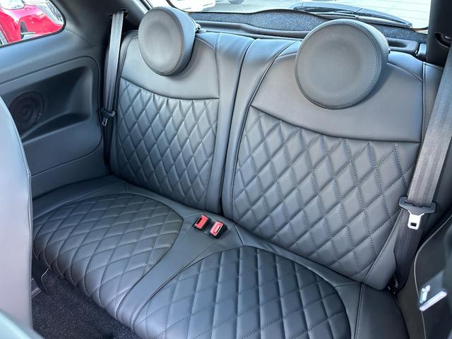 アバルト695 ツーリズモ 7インチディスプレイオーディオ・beatsサウンド・Sabeltスポーツシート・Bremboキャリパー・レコードモンツァエキゾーストシステム・スペアキー・禁煙車・保証継承(46枚目)