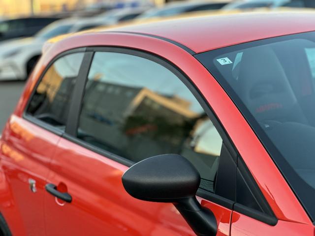 アバルト６９５ コンペティツィオーネ　７インチＤＡ・ｂｅａｔｓサウンド・Ｓａｂｅｌｔスポーツシート・Ｂｒｅｍｂｏキャリパー・レコードモンツァエキゾーストシステム・スペアキー・禁煙車・保証継承（19枚目）