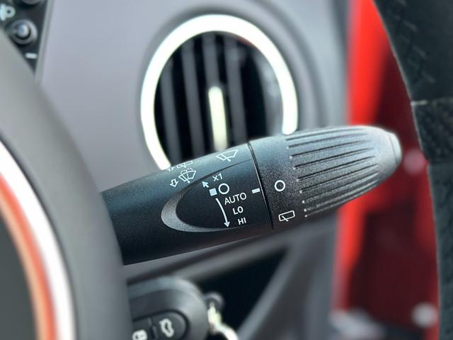 アバルト６９５ コンペティツィオーネ　７インチＤＡ・ｂｅａｔｓサウンド・Ｓａｂｅｌｔスポーツシート・Ｂｒｅｍｂｏキャリパー・レコードモンツァエキゾーストシステム・スペアキー・禁煙車・保証継承（38枚目）