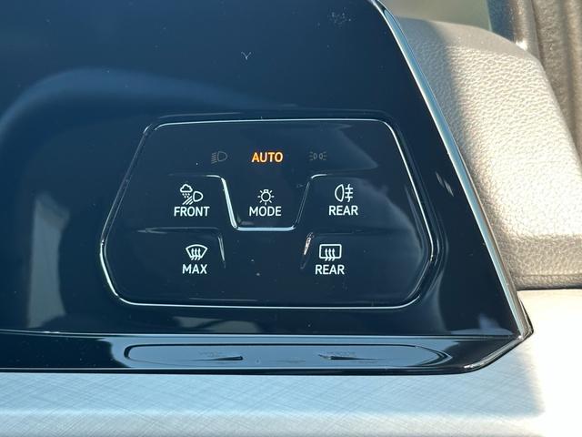 ゴルフ ｅＴＳＩアクティブ　プラチナムエディション　ＥＴＣ２．０・ナビ・ＴＶ・前後ドラレコ・レーダークルーズコントロール・純正フロアマット（33枚目）