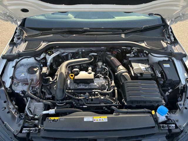 ゴルフ ｅＴＳＩアクティブ　プラチナムエディション　ＥＴＣ２．０・ナビ・ＴＶ・前後ドラレコ・レーダークルーズコントロール・純正フロアマット（55枚目）