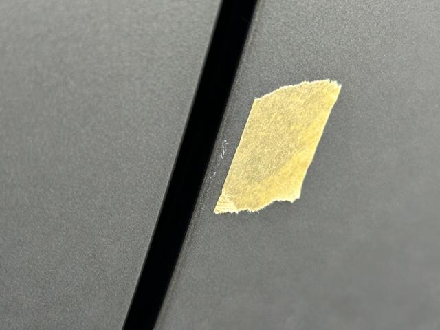 ※右フロントドアエッジ　小傷