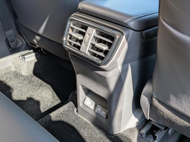 NX ETC2.0・TV・前後ドライブレコーダー・全周囲カメラ・純正フロアマット・電動リアゲート・電動シート(51枚目)