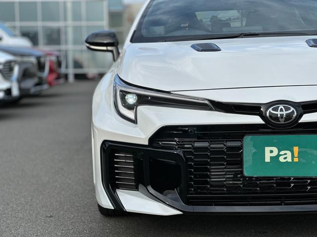 GRカローラ RZ 6速MT・スポーツPKG・8インチディスプレイオーディオプラス・ナビ・カーボンルーフ・JBLサウンド・前後ドラレコ・シートヒーター・Bカメラ・ETC2.0・BSM・スペアキー・保証継承(8枚目)