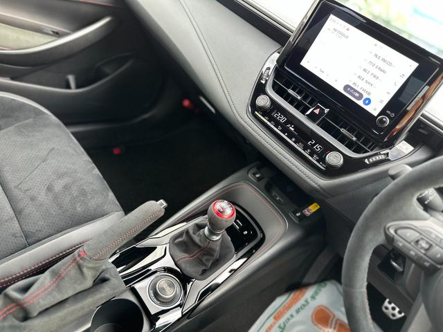 GRカローラ RZ 6速MT・スポーツPKG・8インチディスプレイオーディオプラス・ナビ・カーボンルーフ・JBLサウンド・前後ドラレコ・シートヒーター・Bカメラ・ETC2.0・BSM・スペアキー・保証継承(31枚目)