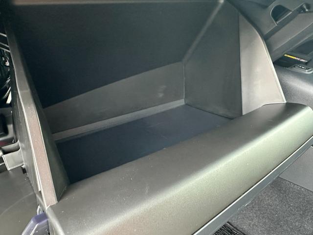 GRカローラ RZ 6速MT・スポーツPKG・8インチディスプレイオーディオプラス・ナビ・カーボンルーフ・JBLサウンド・前後ドラレコ・シートヒーター・Bカメラ・ETC2.0・BSM・スペアキー・保証継承(52枚目)