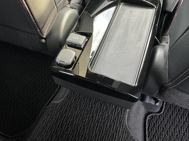 GRカローラ RZ 6速MT・スポーツPKG・8インチディスプレイオーディオプラス・ナビ・カーボンルーフ・JBLサウンド・前後ドラレコ・シートヒーター・Bカメラ・ETC2.0・BSM・スペアキー・保証継承(56枚目)