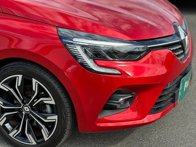 ルーテシア インテンス プラス 純正前後ドラレコ・シートヒーター・黒革シート(9枚目)