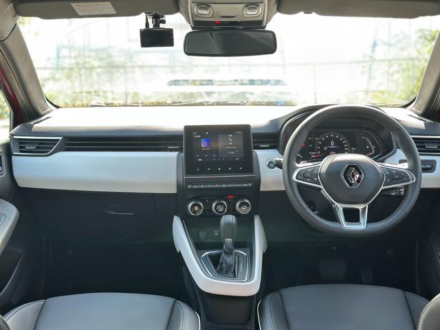 ルーテシア インテンス プラス 純正前後ドラレコ・シートヒーター・黒革シート(23枚目)