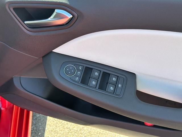 ルーテシア インテンス プラス 純正前後ドラレコ・シートヒーター・黒革シート(42枚目)