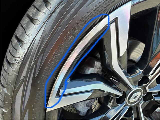 ルーテシア インテンス プラス 純正前後ドラレコ・シートヒーター・黒革シート(61枚目)