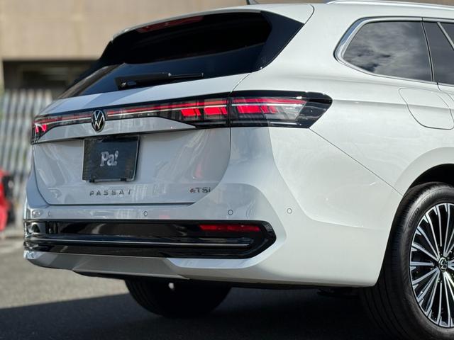 パサート eTSI エレガンス DCC Proパッケージ・レザーシート・ナビ・アラウンドビューカメラ・ETC2.0・オールインS・パワーシート・Sヒーター・Sベンチレーション・ステアリングヒーター・スペアキー・禁煙車・新車保証継承(13枚目)