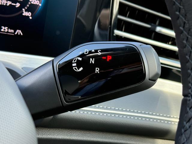 パサート eTSI エレガンス DCC Proパッケージ・レザーシート・ナビ・アラウンドビューカメラ・ETC2.0・オールインS・パワーシート・Sヒーター・Sベンチレーション・ステアリングヒーター・スペアキー・禁煙車・新車保証継承(26枚目)