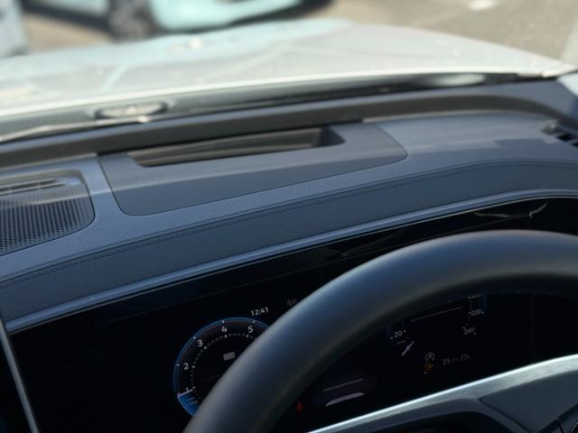 パサート eTSI エレガンス DCC Proパッケージ・レザーシート・ナビ・アラウンドビューカメラ・ETC2.0・オールインS・パワーシート・Sヒーター・Sベンチレーション・ステアリングヒーター・スペアキー・禁煙車・新車保証継承(29枚目)