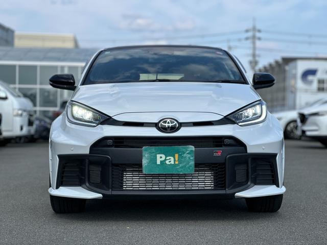 GRヤリス RZ 6速MT・ナビ・TV・前後ドラレコ・JBLサウンド・シートヒーター・ブラインドスポットモニター・バックカメラ・新車保証継承(7枚目)