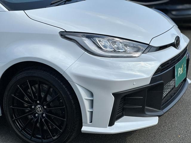GRヤリス RZ 6速MT・ナビ・TV・前後ドラレコ・JBLサウンド・シートヒーター・ブラインドスポットモニター・バックカメラ・新車保証継承(9枚目)