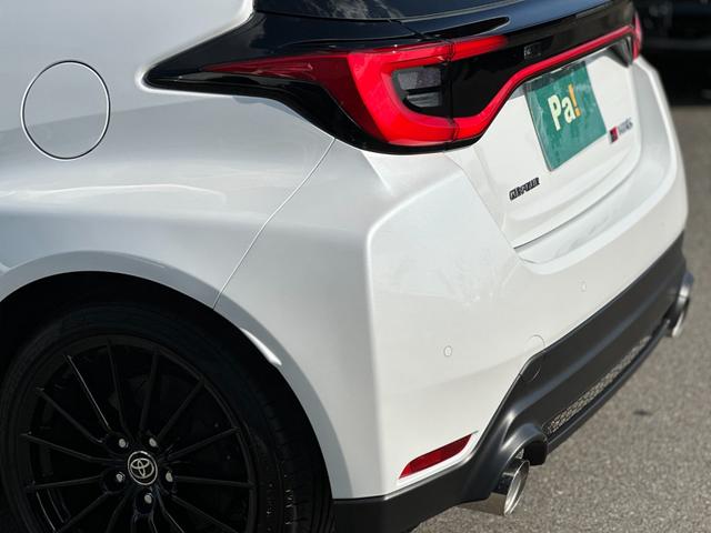 GRヤリス RZ 6速MT・ナビ・TV・前後ドラレコ・JBLサウンド・シートヒーター・ブラインドスポットモニター・バックカメラ・新車保証継承(15枚目)