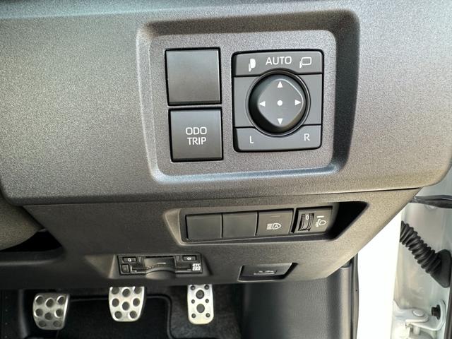 GRヤリス RZ 6速MT・ナビ・TV・前後ドラレコ・JBLサウンド・シートヒーター・ブラインドスポットモニター・バックカメラ・新車保証継承(42枚目)