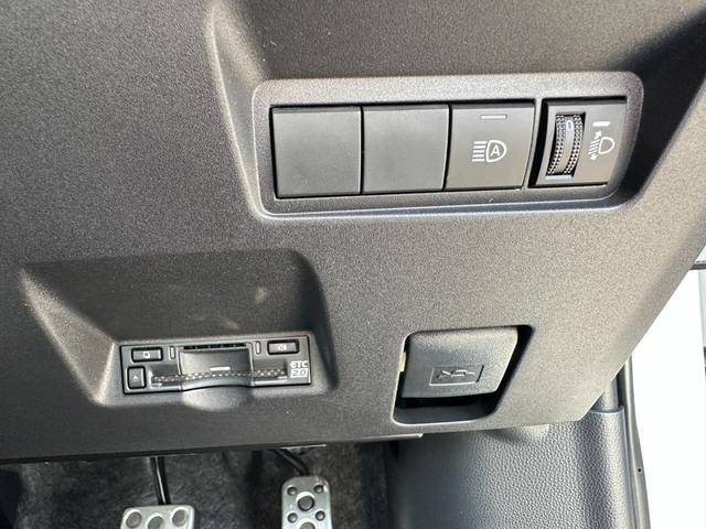 GRヤリス RZ 6速MT・ナビ・TV・前後ドラレコ・JBLサウンド・シートヒーター・ブラインドスポットモニター・バックカメラ・新車保証継承(43枚目)