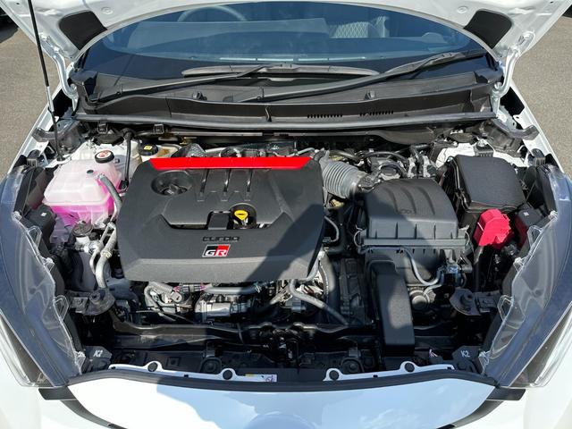 GRヤリス RZ 6速MT・ナビ・TV・前後ドラレコ・JBLサウンド・シートヒーター・ブラインドスポットモニター・バックカメラ・新車保証継承(57枚目)