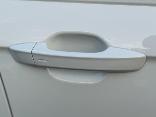 ポロGTI ベースグレード ナビ・ETC2.0・純正前後ドラレコ・ワイヤレスチャージャー・新車保証継承(19枚目)