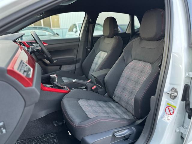 ポロGTI ベースグレード ナビ・ETC2.0・純正前後ドラレコ・ワイヤレスチャージャー・新車保証継承(45枚目)