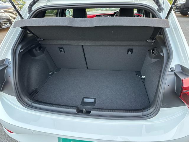 ポロGTI ベースグレード ナビ・ETC2.0・純正前後ドラレコ・ワイヤレスチャージャー・新車保証継承(52枚目)