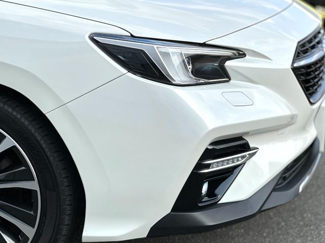 レヴォーグ STIスポーツR EX ナビ・ETC・フロント/バック/サイドカメラ・フルセグTV・ドラレコ・前後シートヒーター・レザーシート・パワーシート・ハンズフリーパワーバックドア・スペアキー・禁煙車・メーカー保証継承(8枚目)