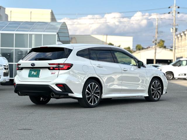 レヴォーグ STIスポーツR EX ナビ・ETC・フロント/バック/サイドカメラ・フルセグTV・ドラレコ・前後シートヒーター・レザーシート・パワーシート・ハンズフリーパワーバックドア・スペアキー・禁煙車・メーカー保証継承(11枚目)