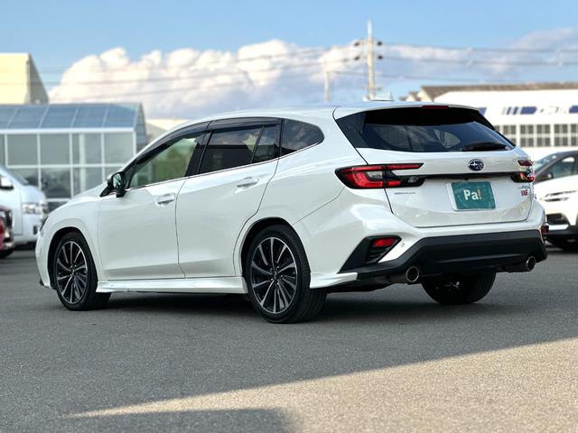 レヴォーグ STIスポーツR EX ナビ・ETC・フロント/バック/サイドカメラ・フルセグTV・ドラレコ・前後シートヒーター・レザーシート・パワーシート・ハンズフリーパワーバックドア・スペアキー・禁煙車・メーカー保証継承(15枚目)