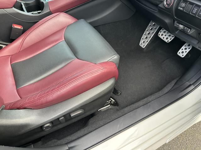 レヴォーグ STIスポーツR EX ナビ・ETC・フロント/バック/サイドカメラ・フルセグTV・ドラレコ・前後シートヒーター・レザーシート・パワーシート・ハンズフリーパワーバックドア・スペアキー・禁煙車・メーカー保証継承(47枚目)