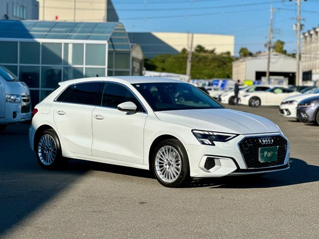 A3 スポーツバック40TFSIクワトロアドバンスド コンビニエンス&アシスタンスPKG・ナビPKG・ラグジュアリーPKG・テクノロジーPKG・ブラック革/合皮コンビシート・パワーシート・シートヒーター・アドバンストキー・ACC・スペアキー・禁煙車(8枚目)