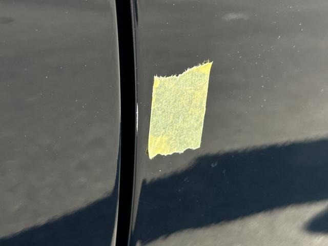 ※右前ドア　エッジ削れ