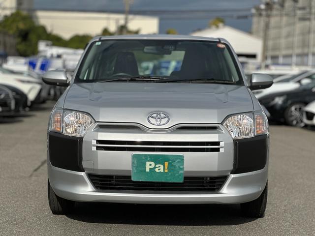 プロボックス ハイブリッドＧＬ　登録済未使用車・セーフティセンス・バックモニター付自動防眩インナーミラー・純正フロアマット・レーンデパーチャーアラート・スペアキー・禁煙車・保証継承（6枚目）