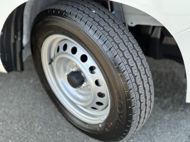 プロボックス ハイブリッドGL 登録済未使用車・セーフティセンス・バックカメラ・スペアタイヤ・AC100V/100W・ドアバイザー・フロアマット(21枚目)