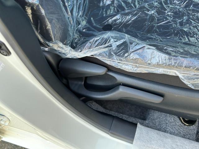 プロボックス ハイブリッドGL 登録済未使用車・セーフティセンス・バックカメラ・スペアタイヤ・AC100V/100W・ドアバイザー・フロアマット(41枚目)
