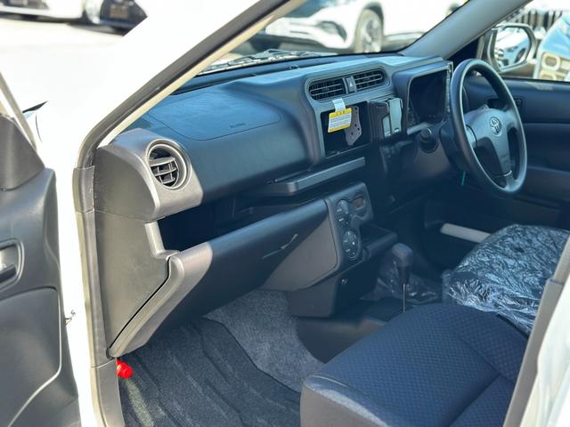 プロボックス ハイブリッドGL 登録済未使用車・セーフティセンス・バックカメラ・スペアタイヤ・AC100V/100W・ドアバイザー・フロアマット(44枚目)