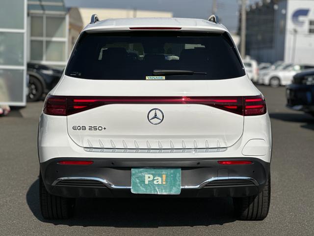 EQB EQB250+ AMGラインパッケージ パノラミックスライディングルーフ・ドライビングアシスタンスPKG・パワーシート・シートヒーター・ナビTV・ETC・360°ビューモニター・カープレイ・パワーバックドア・充電ケーブル・メーカー保証(14枚目)