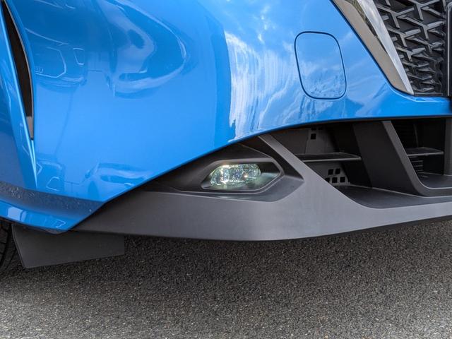 ノート Ｘ　ユーザー様買取車・ＬＥＤヘッドライト・ＬＥＤフォグランプ　・社外アルミホイール・ブラックルーフ・ブラックドアミラー・全方位運転支援システム・インテリジェントキー・スペアキー・禁煙車・保証継承（11枚目）