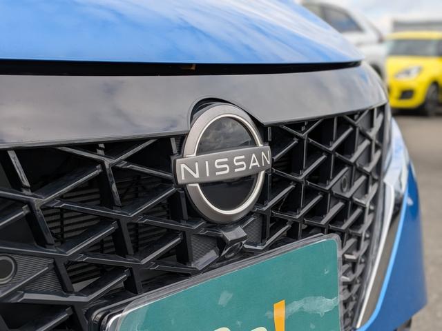 ノート Ｘ　ユーザー様買取車・ＬＥＤヘッドライト・ＬＥＤフォグランプ　・社外アルミホイール・ブラックルーフ・ブラックドアミラー・全方位運転支援システム・インテリジェントキー・スペアキー・禁煙車・保証継承（20枚目）