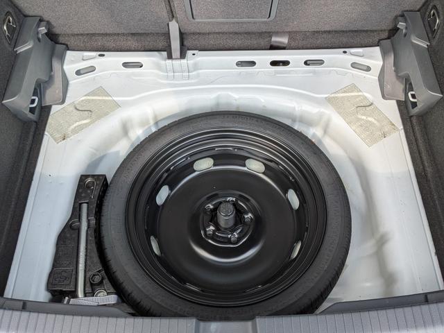 T-ロック TDI Rライン ETC2.0・360度ドライブレコーダー・ナビ・バックカメラ・純正フロアマット・(前)シートヒーター・電動リアゲート・禁煙車・ルーフレール(55枚目)